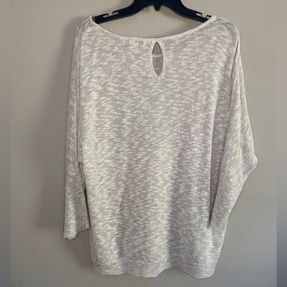 Liz Claiborne lightweight Sweater with Shimmer in White/Gray/Silver Size XL - Picture 2 of 7